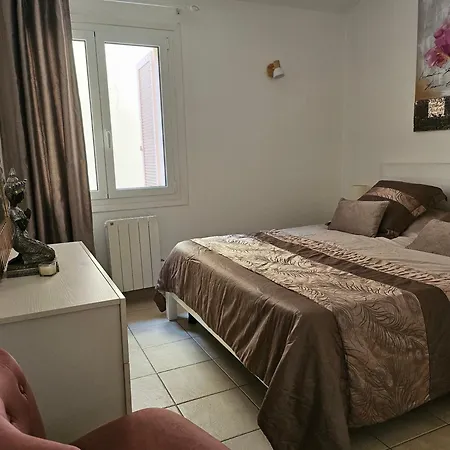 Michele Family - Centre - 2 Pieces Tranquille - A 150 M De La * Menton